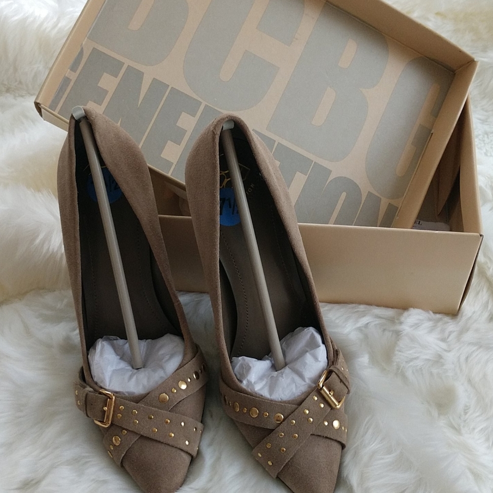 BCBGeneration STUDDED Taupe SUEDE Heels NWT - Picture 2 of 7